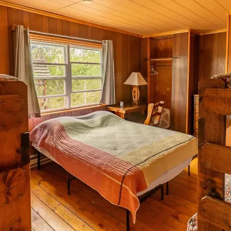 Shadowcliff Mountain Lodge & Retreat Center-2